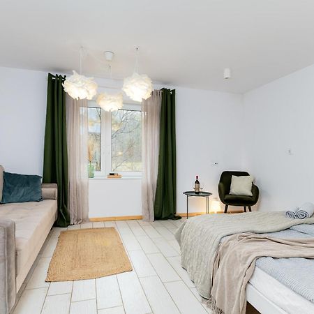 W Deski Dom Apartamenty Krzyżowa 外观 照片
